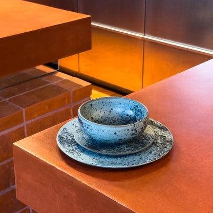 K.H. Würtz Garnet Collection Environment