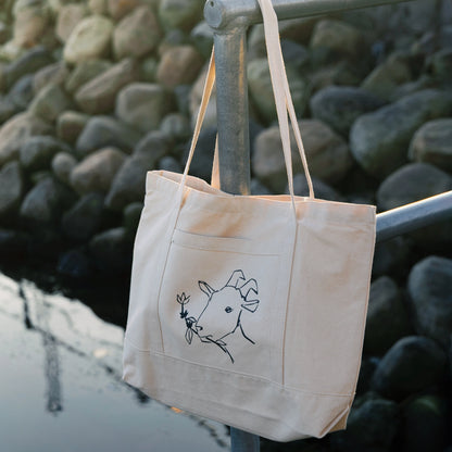 La Cabra Tote Bag Hanging